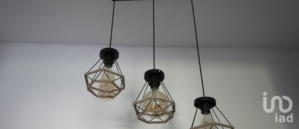 Apartment 6 rooms of 85 m² in Genova (16134)