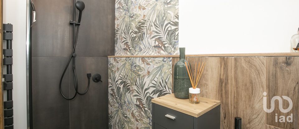 Apartment 6 rooms of 85 m² in Genova (16134)