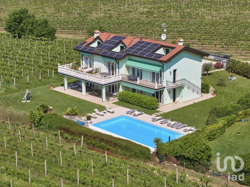 Bilocale di 90 m² a Pastrengo (37010)