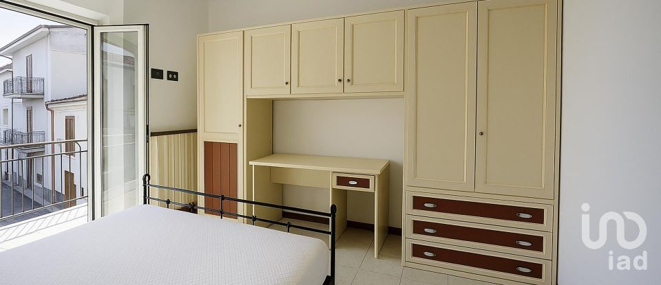 Casa indipendente / Villa 9 locali di 192 m² in Notaresco (64024)