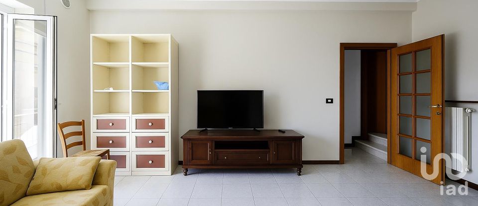 Casa indipendente / Villa 9 locali di 192 m² in Notaresco (64024)