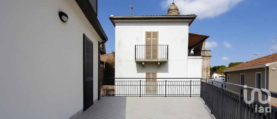 Casa indipendente / Villa 9 locali di 192 m² in Notaresco (64024)