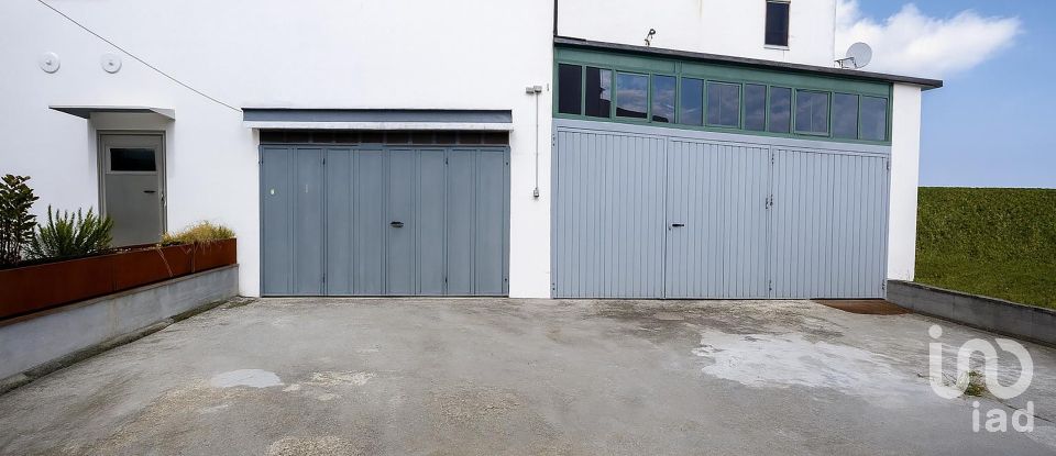 Casa indipendente / Villa 9 locali di 192 m² in Notaresco (64024)