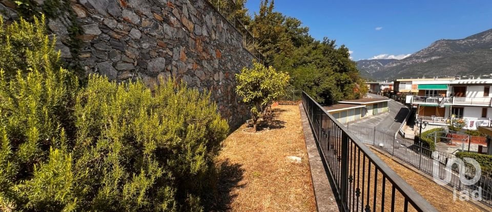 Two-room apartment of 70 m² in Borghetto Santo Spirito (17052)