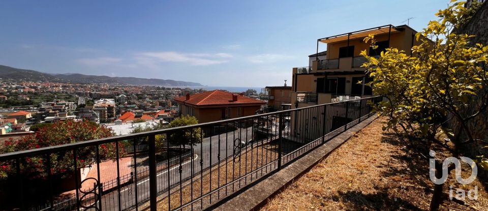 Two-room apartment of 70 m² in Borghetto Santo Spirito (17052)