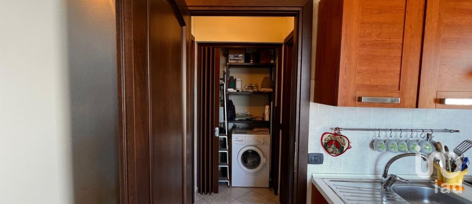 Two-room apartment of 70 m² in Borghetto Santo Spirito (17052)