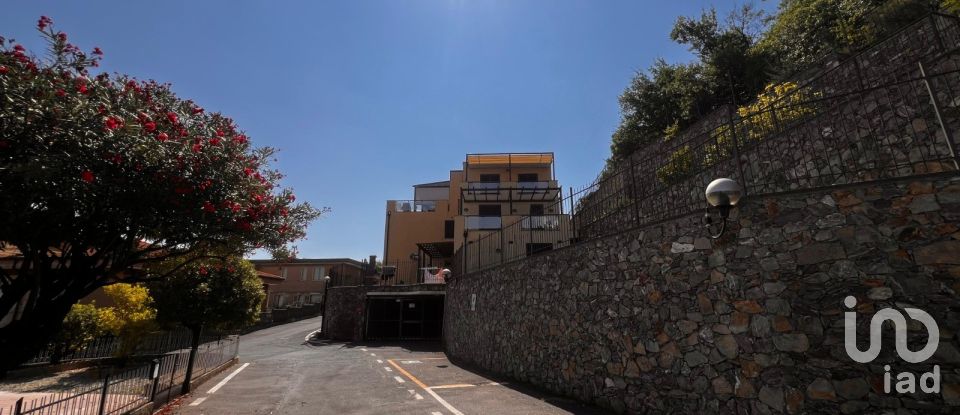 Two-room apartment of 70 m² in Borghetto Santo Spirito (17052)