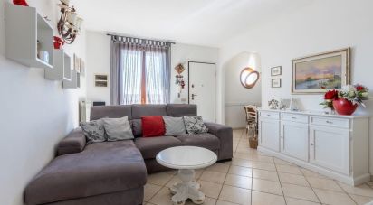 Three-room apartment of 95 m² in Pontedera (56025)