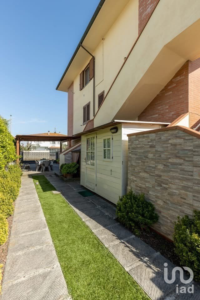 Trilocale di 95 m² a Pontedera (56025)