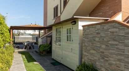 Three-room apartment of 95 m² in Pontedera (56025)