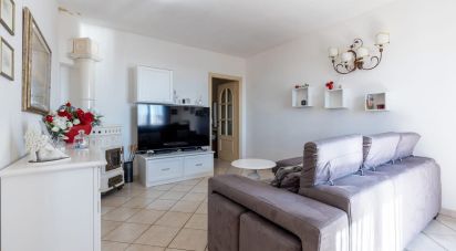 Three-room apartment of 95 m² in Pontedera (56025)