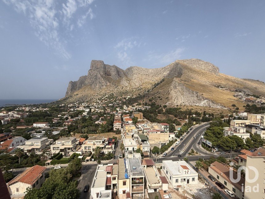 Two-room apartment of 46 m² in Palermo (90146)