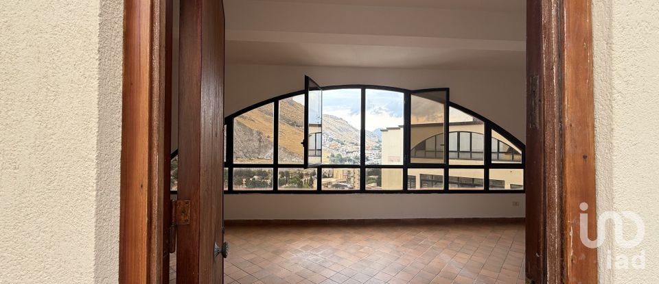 Two-room apartment of 46 m² in Palermo (90146)