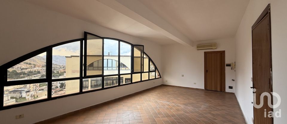 Two-room apartment of 46 m² in Palermo (90146)
