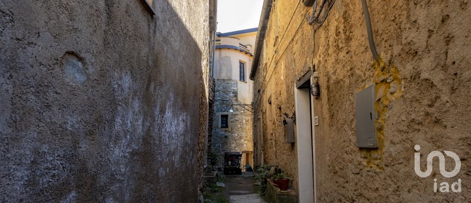 Costruzione di 150 m² in Casanova Lerrone (17033)