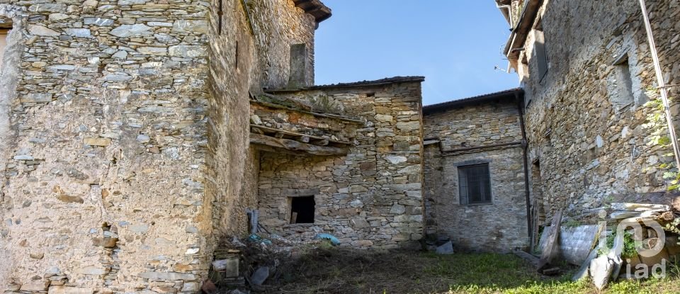 Costruzione di 150 m² in Casanova Lerrone (17033)