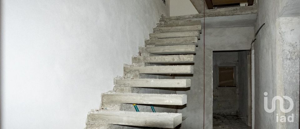 Costruzione di 150 m² in Casanova Lerrone (17033)