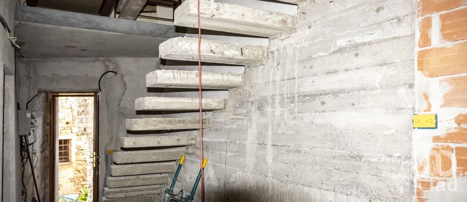 Costruzione di 150 m² in Casanova Lerrone (17033)