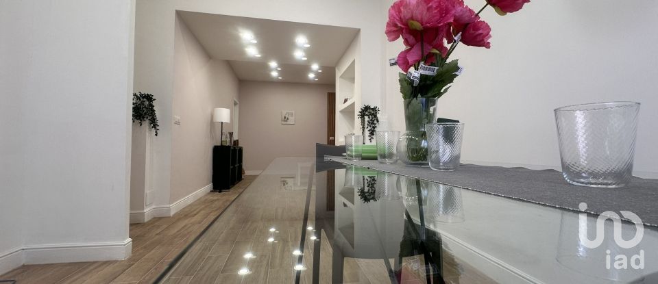 Appartamento 6 locali di 80 m² a Genova (16126)