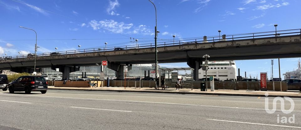 Appartamento 6 locali di 80 m² a Genova (16126)