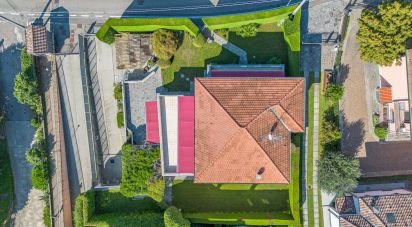 Farm 6 rooms of 404 m² in Casnate con Bernate (22070)