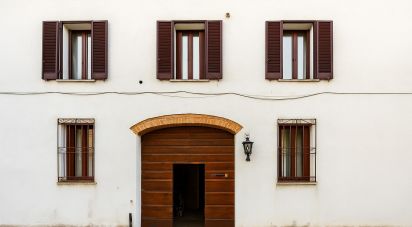 Costruzione di 472 m² in Gazzuolo (46010)