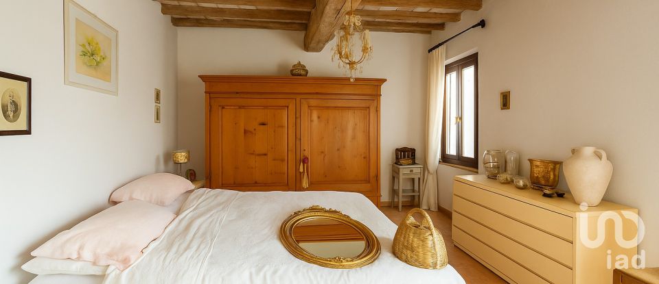 Block of flats in Gazzuolo (46010) of 472 m²