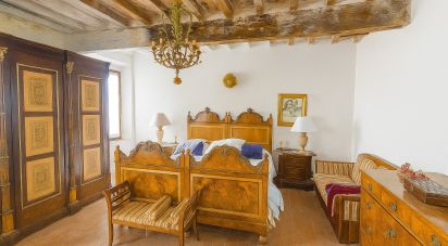 Costruzione di 472 m² in Gazzuolo (46010)