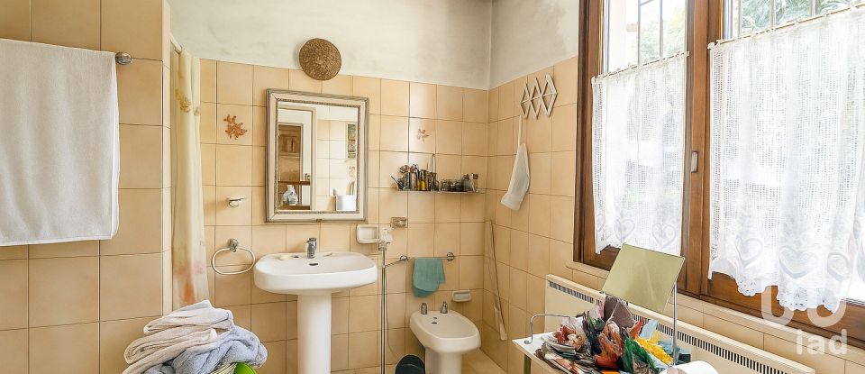 Block of flats in Gazzuolo (46010) of 472 m²