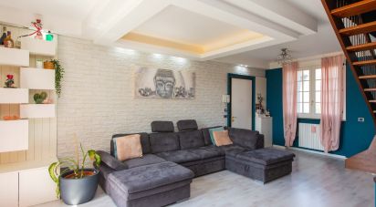 Quadrilocale di 149 m² a Olgiate Olona (21057)