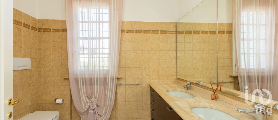 Four-room apartment of 149 m² in Olgiate Olona (21057)