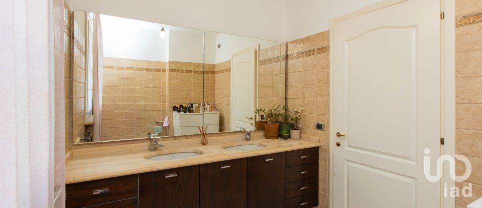 Four-room apartment of 149 m² in Olgiate Olona (21057)