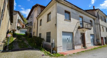 Casa indipendente / Villa 2 locali di 80 m² in Murialdo (17013)