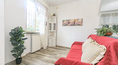 Two-room apartment of 53 m² in Genova (16165)