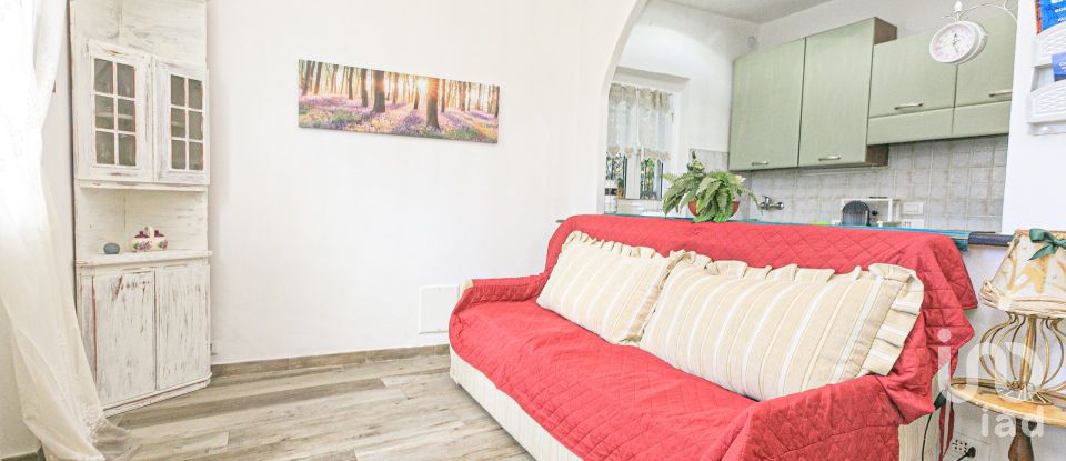 Bilocale di 53 m² a Genova (16165)