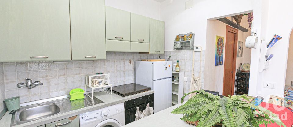 Bilocale di 53 m² a Genova (16165)