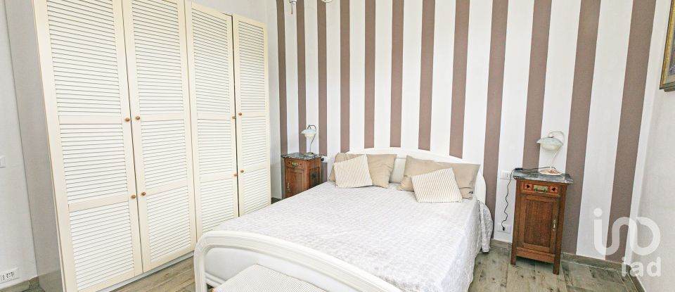 Bilocale di 53 m² a Genova (16165)