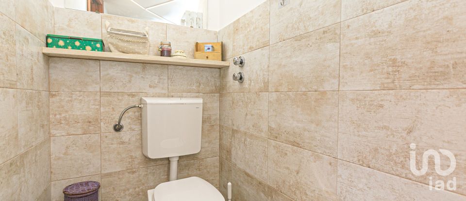 Bilocale di 53 m² a Genova (16165)