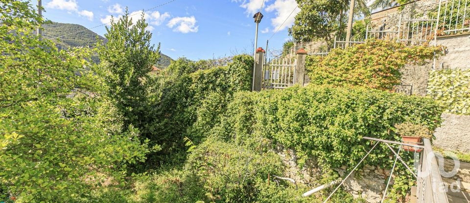 Bilocale di 53 m² a Genova (16165)