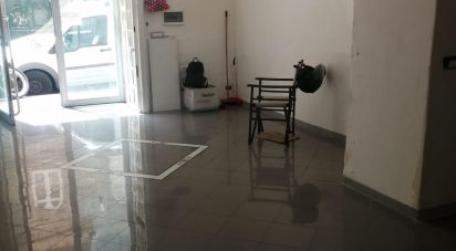Negozio / locale commerciale di 36 m² in Napoli (80121)