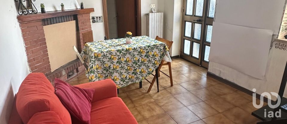 Three-room apartment of 80 m² in Montorio al Vomano (64046)