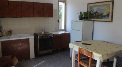 Casa indipendente 30 locali di 630 m² in Fano (61032)
