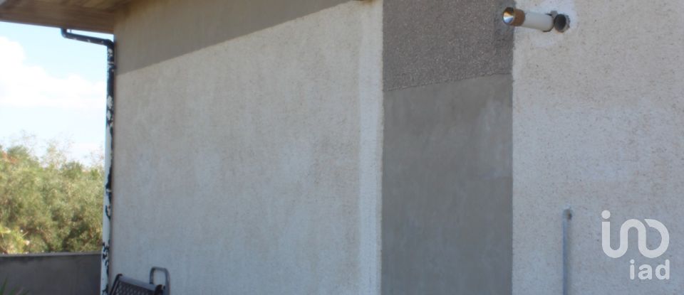 Casa indipendente 30 locali di 630 m² in Fano (61032)