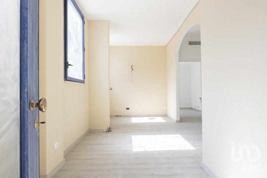 Appartamento 5 locali di 75 m² a Montemarciano (60018)