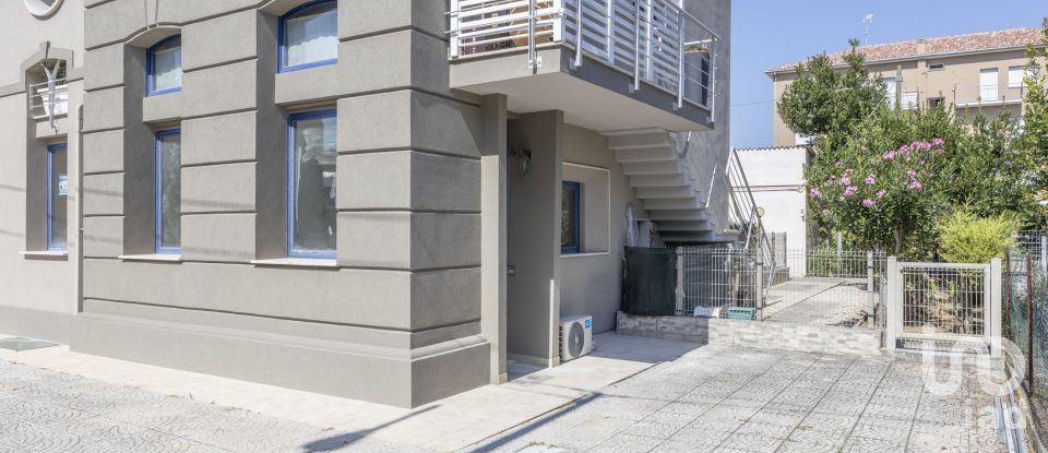 Appartamento 5 locali di 75 m² a Montemarciano (60018)