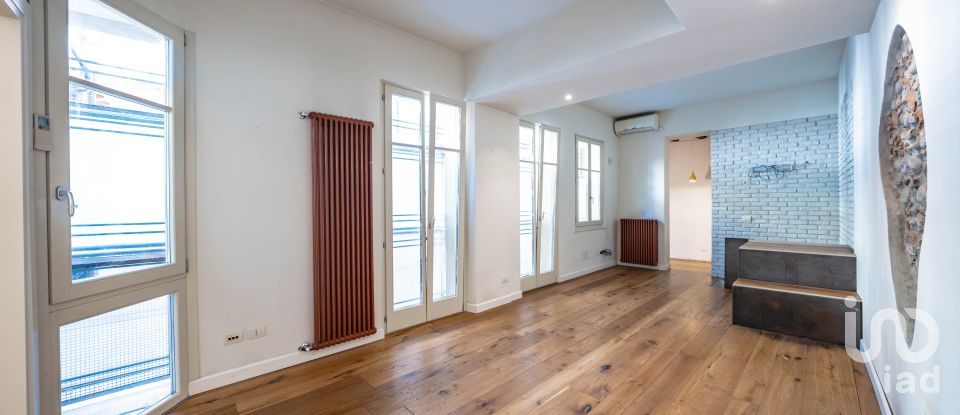 Quadrilocale di 207 m² a Verona (37122)