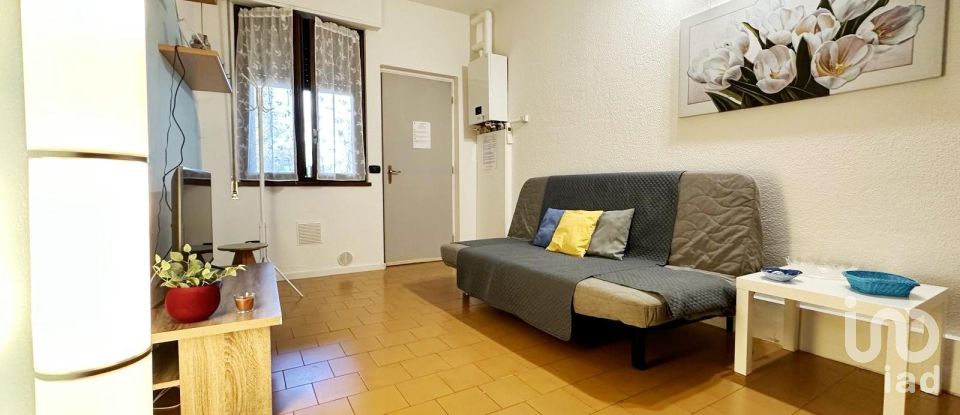 Bilocale di 60 m² a Desenzano del Garda (25015)