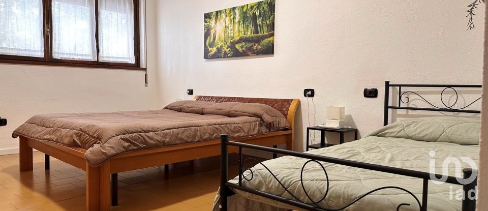 Bilocale di 60 m² a Desenzano del Garda (25015)