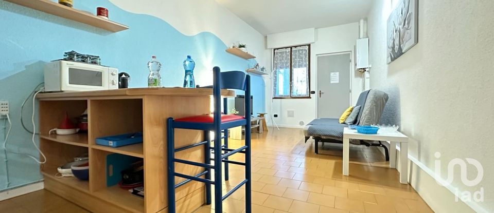 Bilocale di 60 m² a Desenzano del Garda (25015)