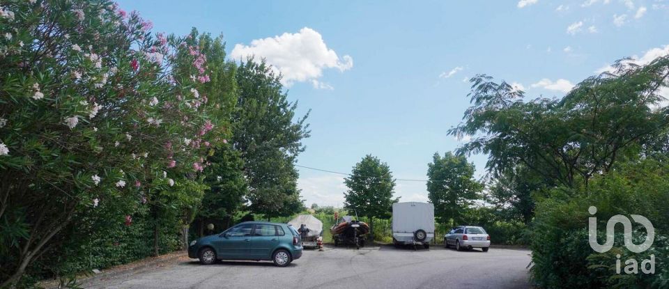 Bilocale di 60 m² a Desenzano del Garda (25015)